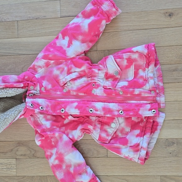 Girl's jacket. Size 2T - Picture 9 of 12